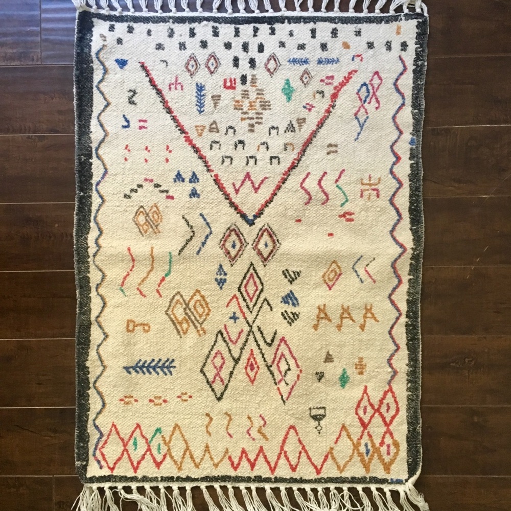 Unique rug! — Urban Outfitters